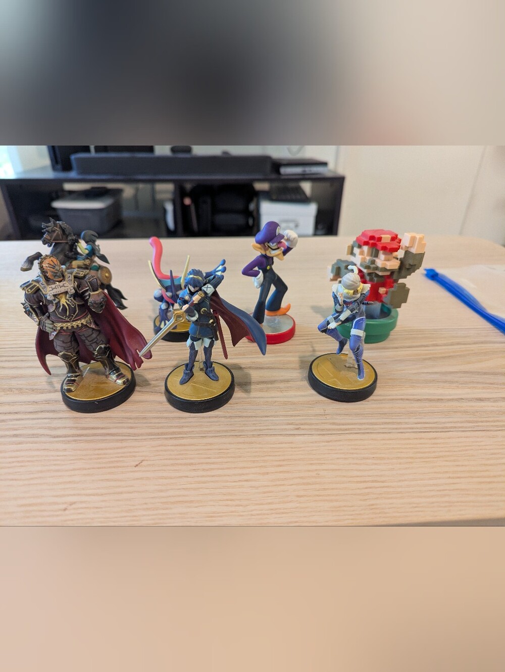 Nintendo Amiibo Figures Bundle Marth, Waluigi, Zelda Villain, Pixel Mario, Sheik